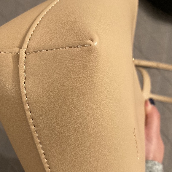 Samara Soft Pink Crossbody Bag - Picture 5 of 13